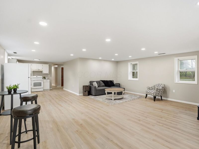 1727 1/2 St Rt 60, Ashland, OH 44805 Photo 3