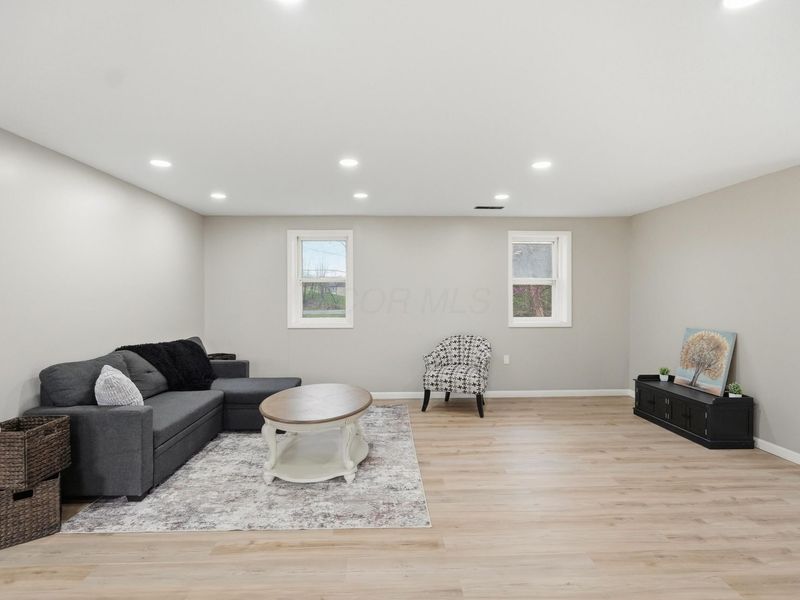 1727 1/2 St Rt 60, Ashland, OH 44805 Photo 6