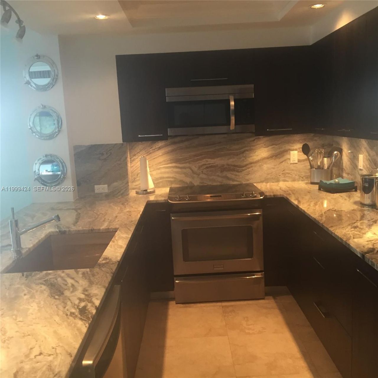 6917 Collins Ave, Unit 1002, Miami Beach, FL 33141 Photo