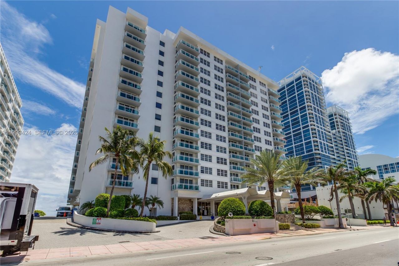 6917 Collins Ave, Unit 1002, Miami Beach, FL 33141 Photo