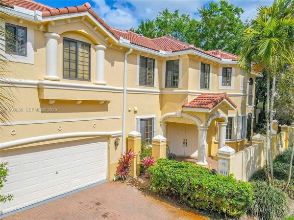 1611 Passion Vine Cir, Unit 12-2, Weston, FL 33326