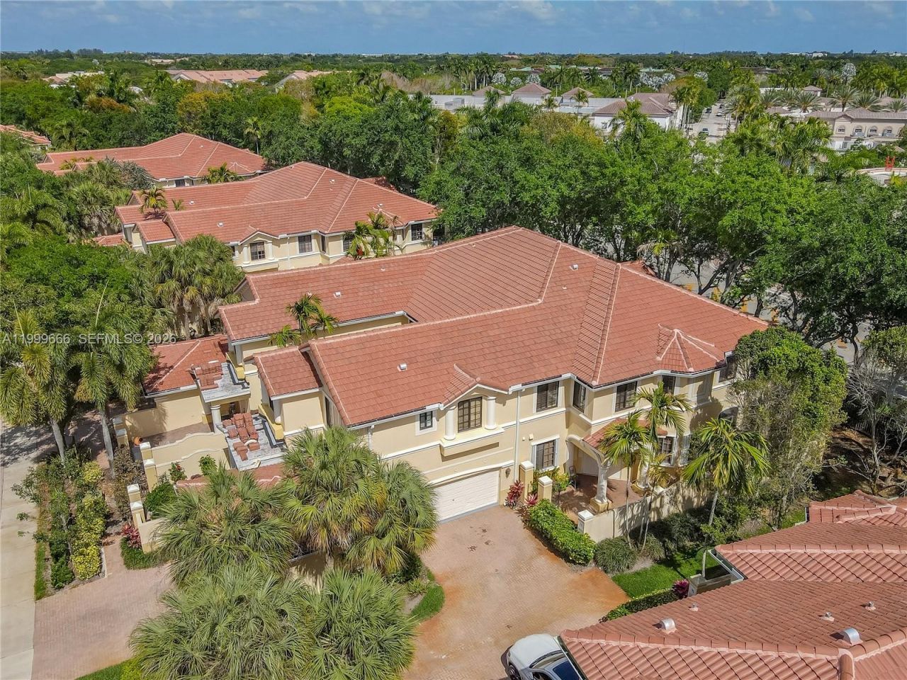 1611 Passion Vine Cir, Unit 12-2, Weston, FL 33326 Photo