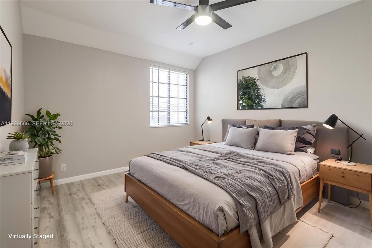 1611 Passion Vine Cir, Unit 12-2, Weston, FL 33326 Photo