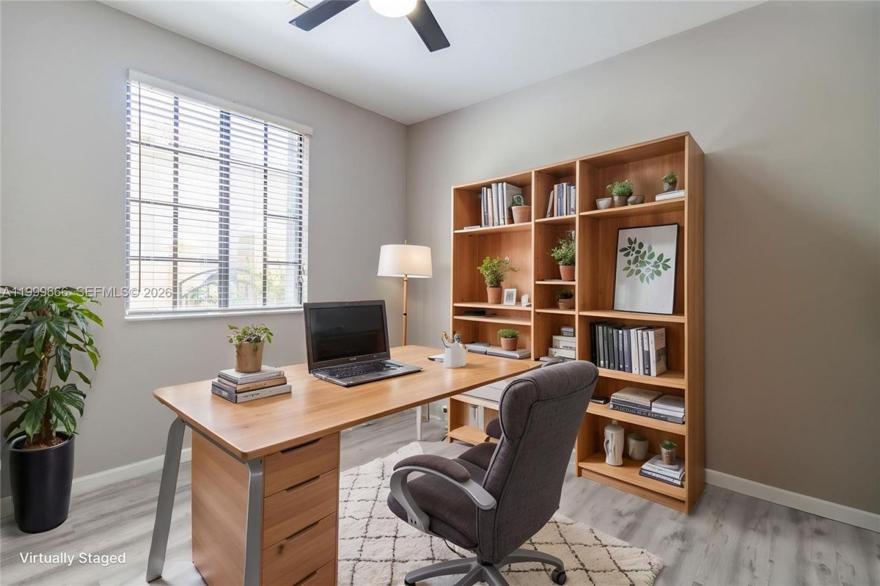 1611 Passion Vine Cir, Unit 12-2, Weston, FL 33326 Photo