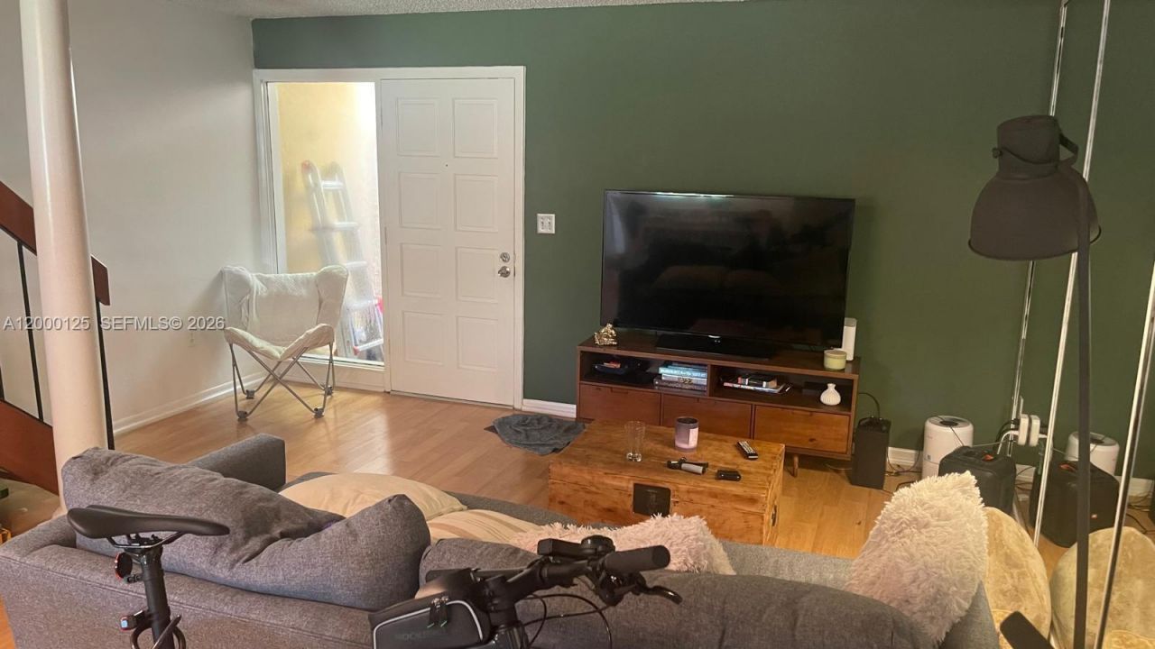 8741 NE 4th Ave Rd, Unit 8741, Miami Shores, FL 33138 Photo