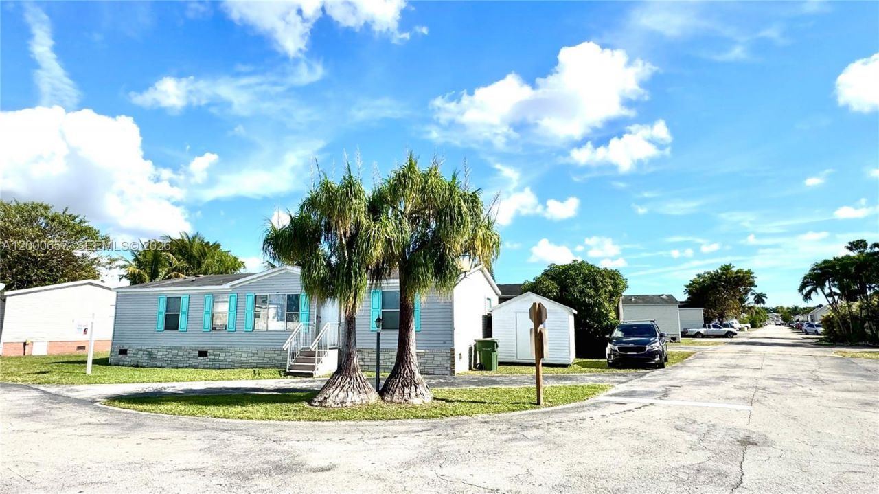 220 NE 12th Ave, Unit 114, Homestead, FL 33030 Photo