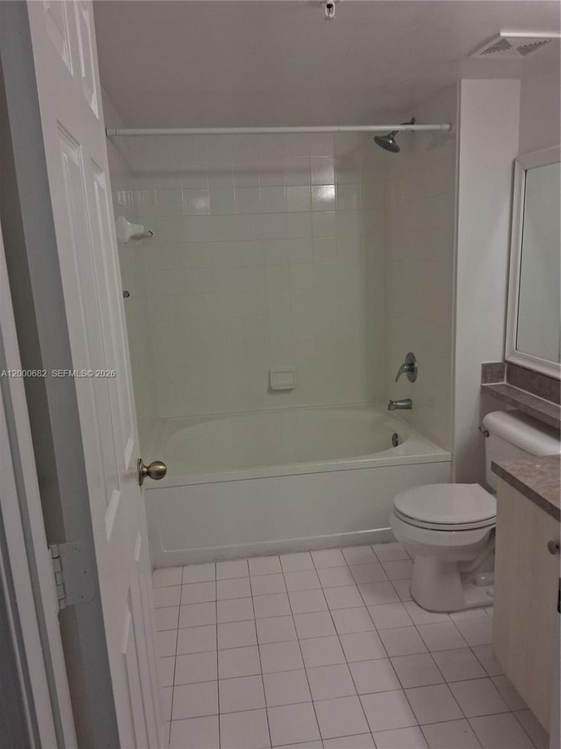 620 SW 111th Ave, Unit 203, Pembroke Pines, FL 33025 Photo