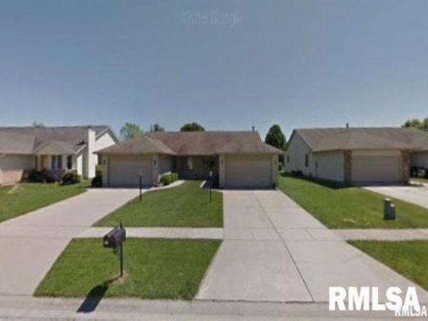 212 EAGLE RIDGE Court, Chatham, IL 62629