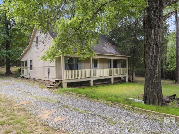 16130 Pine Grove Rd Ext E, Bay Minette, AL 36507
