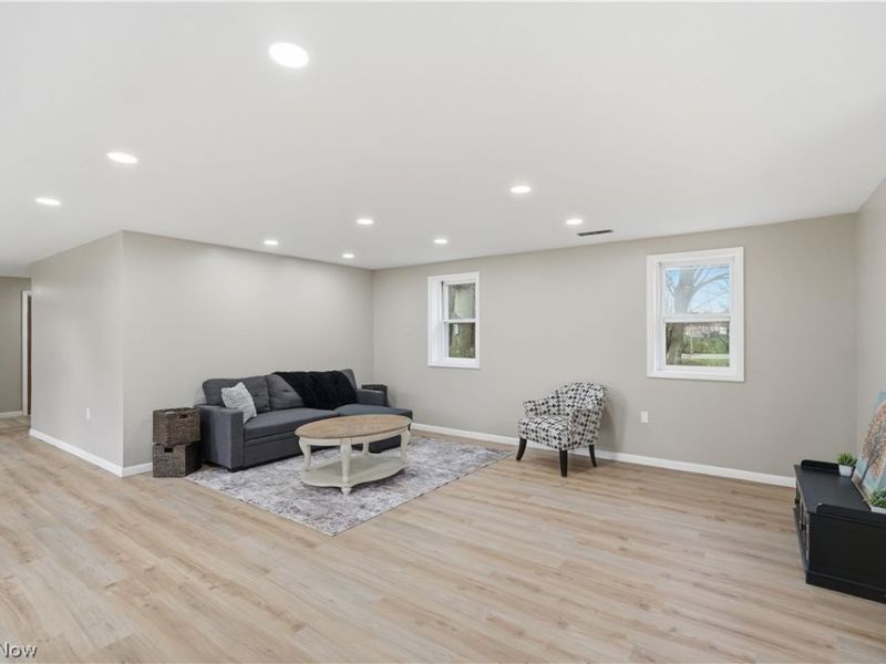 1727 1/2 State Route 60, Ashland, OH 44805 Photo 4