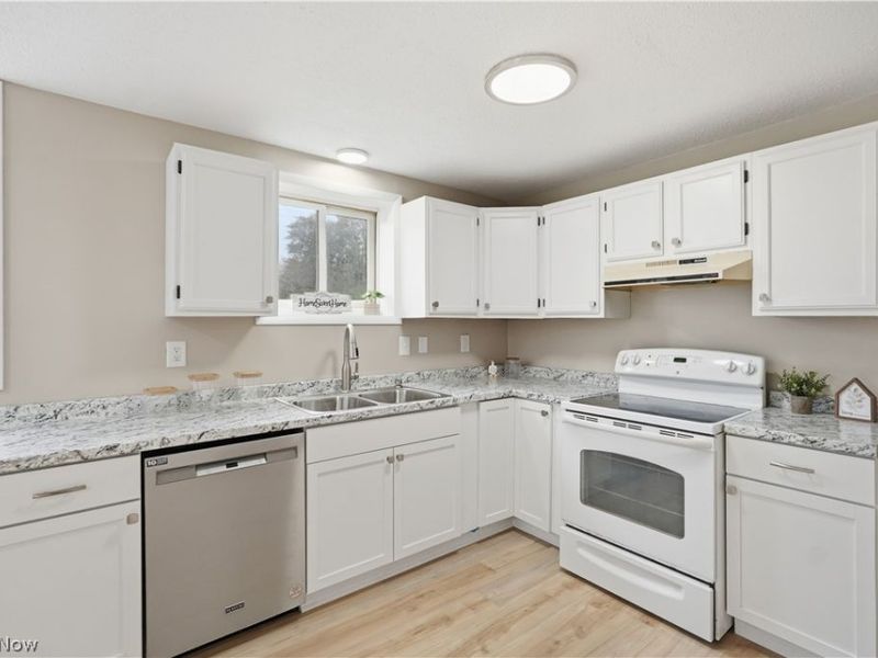 1727 1/2 State Route 60, Ashland, OH 44805 Photo 9