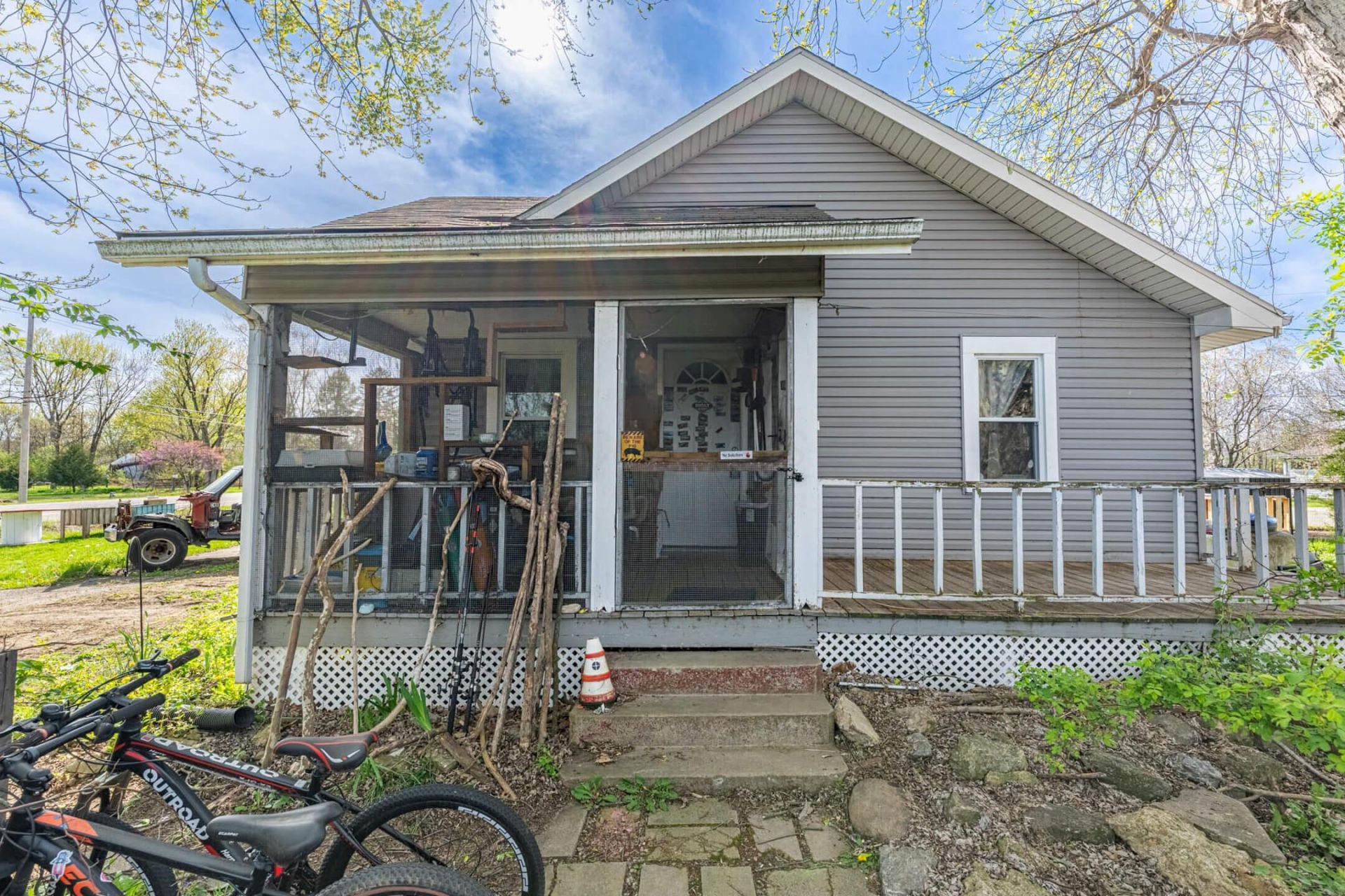 5654 W National Road, Springfield, OH 45504 Main Photo