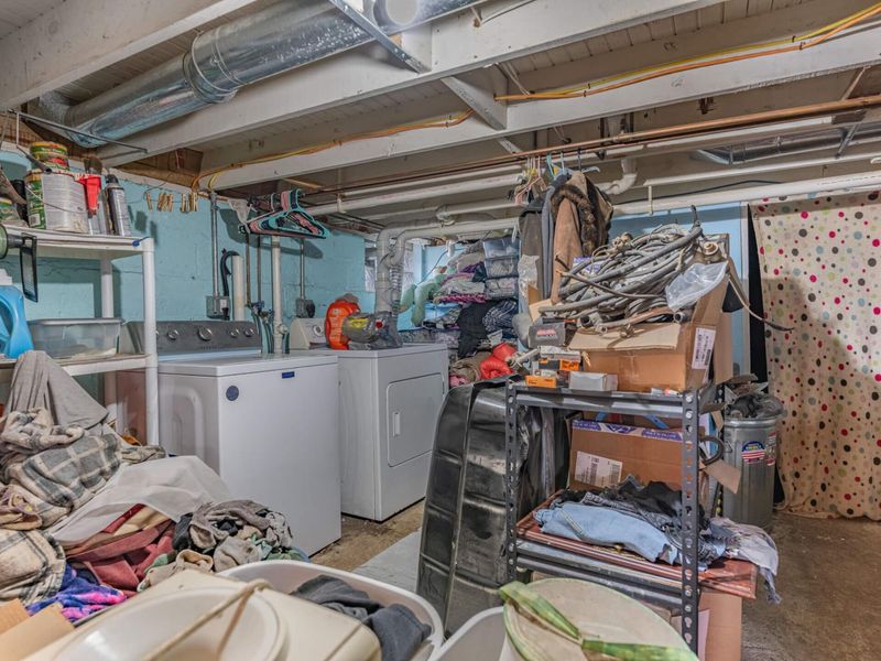 5654 W National Road, Springfield, OH 45504 Photo 14