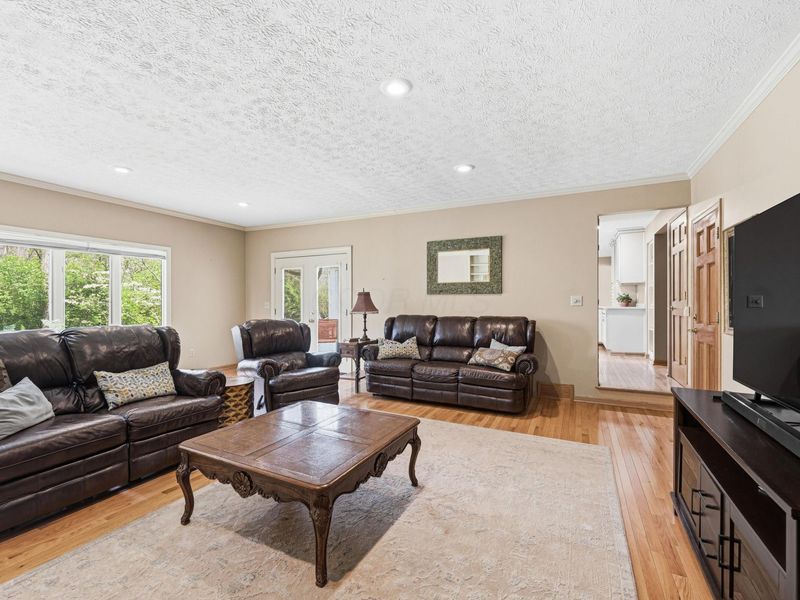 3040 Woodloop Lane , Columbus, OH 43204 Photo 10