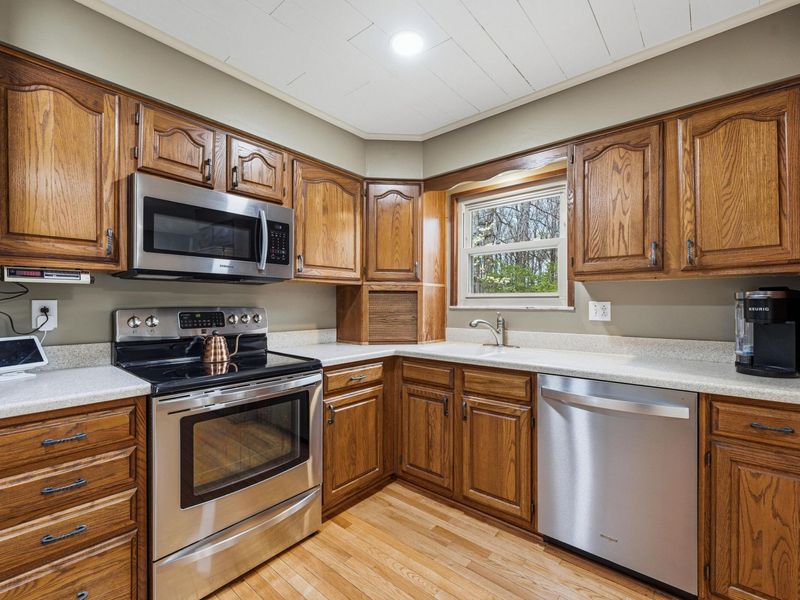 3040 Woodloop Lane , Columbus, OH 43204 Photo 15