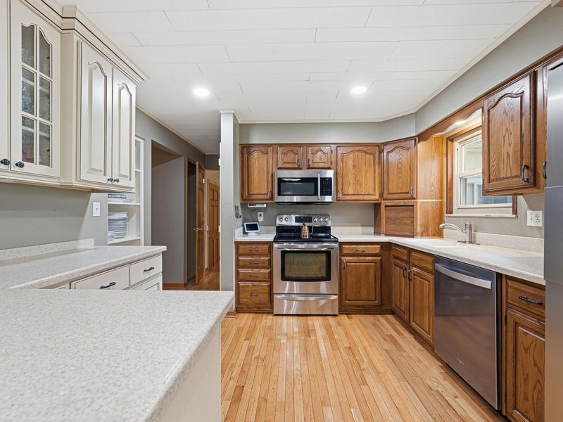 3040 Woodloop Lane , Columbus, OH 43204 Photo 16