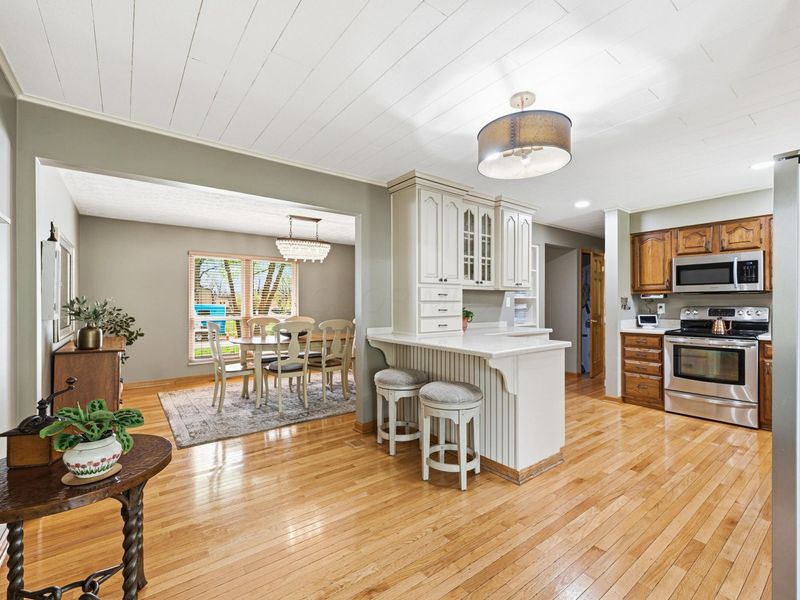 3040 Woodloop Lane , Columbus, OH 43204 Photo 18