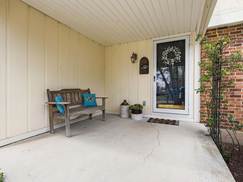 3040 Woodloop Lane , Columbus, OH 43204 Photo 3