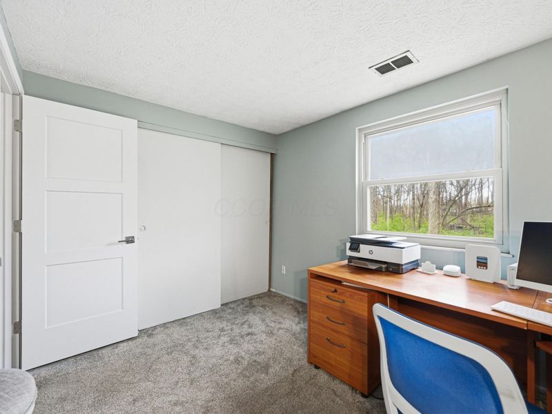 3040 Woodloop Lane , Columbus, OH 43204 Photo 32