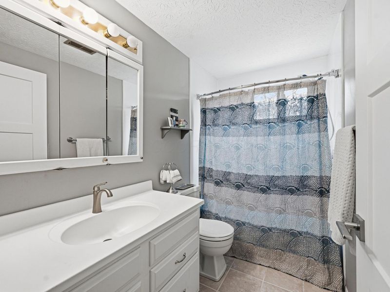 3040 Woodloop Lane , Columbus, OH 43204 Photo 33