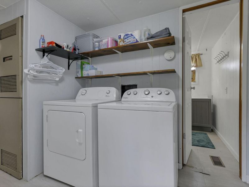 Logan, OH 43138 Photo 23