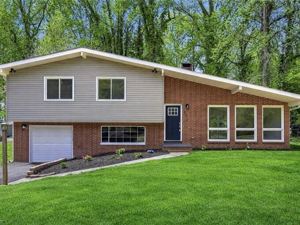 2711 Glenhaven Lane, Winston-Salem, NC 27106