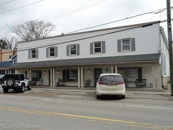 3552 Avon Street, Hartland Twp, MI 48353