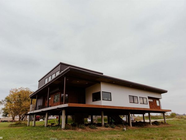 2059 215th Street, Audubon, IA 50025