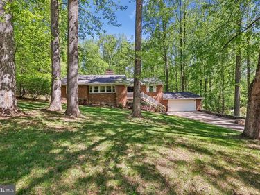7302 STUART CIRCLE, WARRENTON, VA 20187
