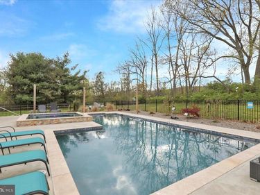 5028 VISTA COURT, MOHNTON, PA 19540