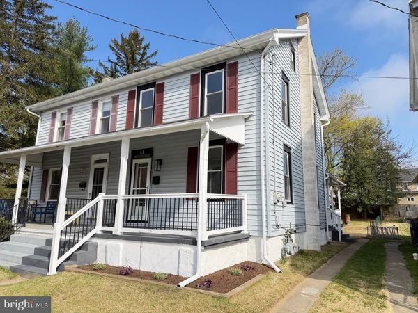 63 W SLOKOM AVENUE , CHRISTIANA, PA 17509