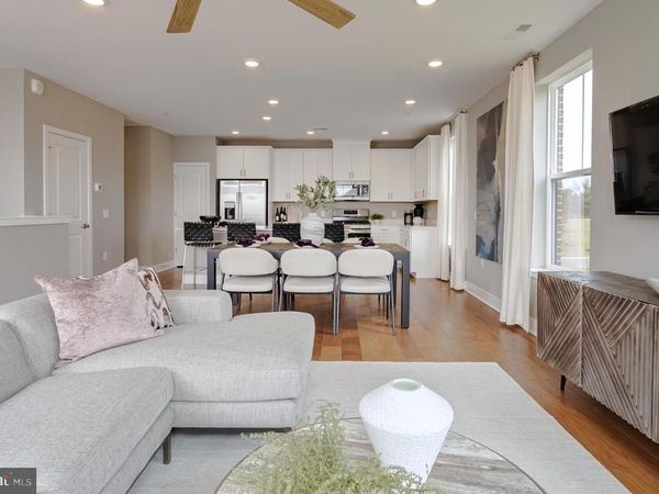 162 LEONA STEWART BLVD, PENNINGTON, NJ 08534