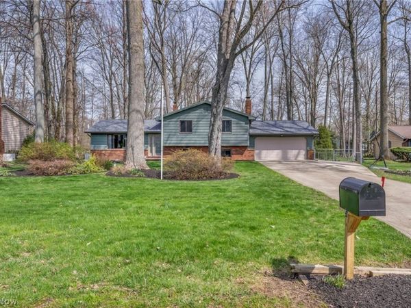 5675 Fortuna Drive , Mentor, OH 44060