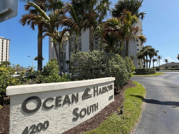 4250 N Highway A1a, Unit 805, Fort Pierce, FL 34949