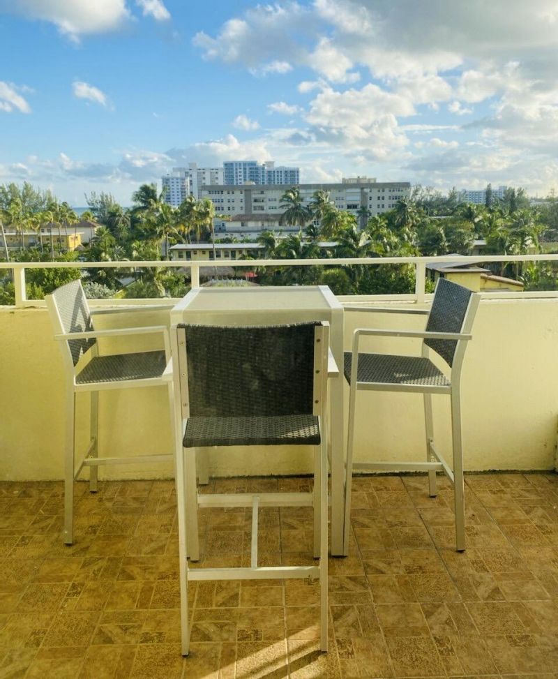111 Briny Avenue, Unit 5-04, Pompano Beach, FL 33062 Photo