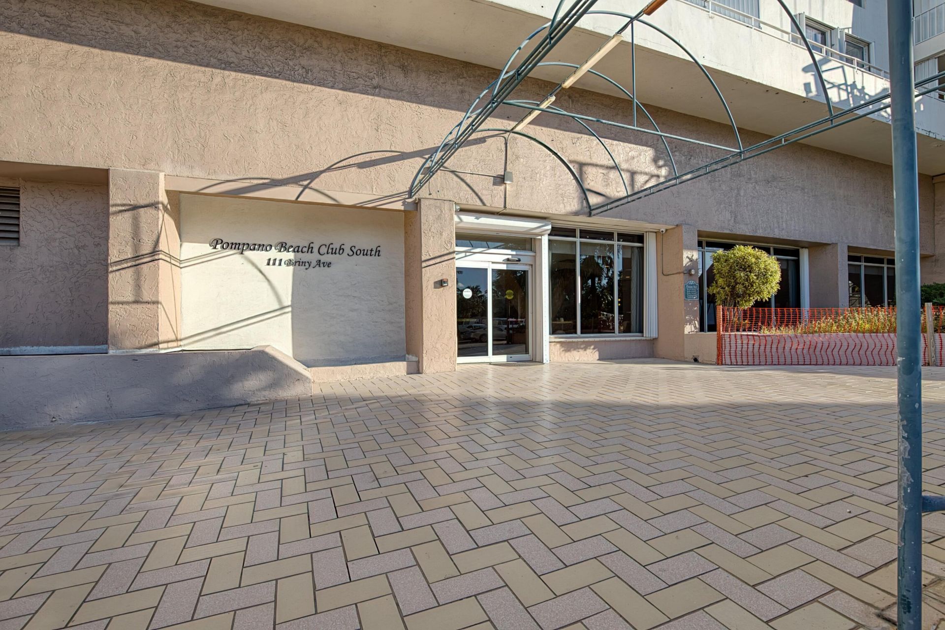 111 Briny Avenue, Unit 5-04, Pompano Beach, FL 33062 Photo