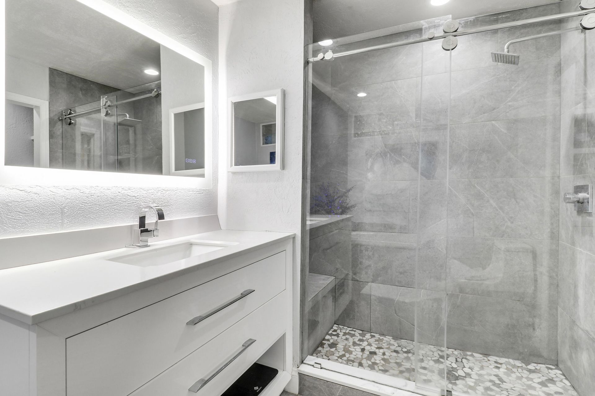 19049 SE Robert Drive, Jupiter, FL 33469 Photo