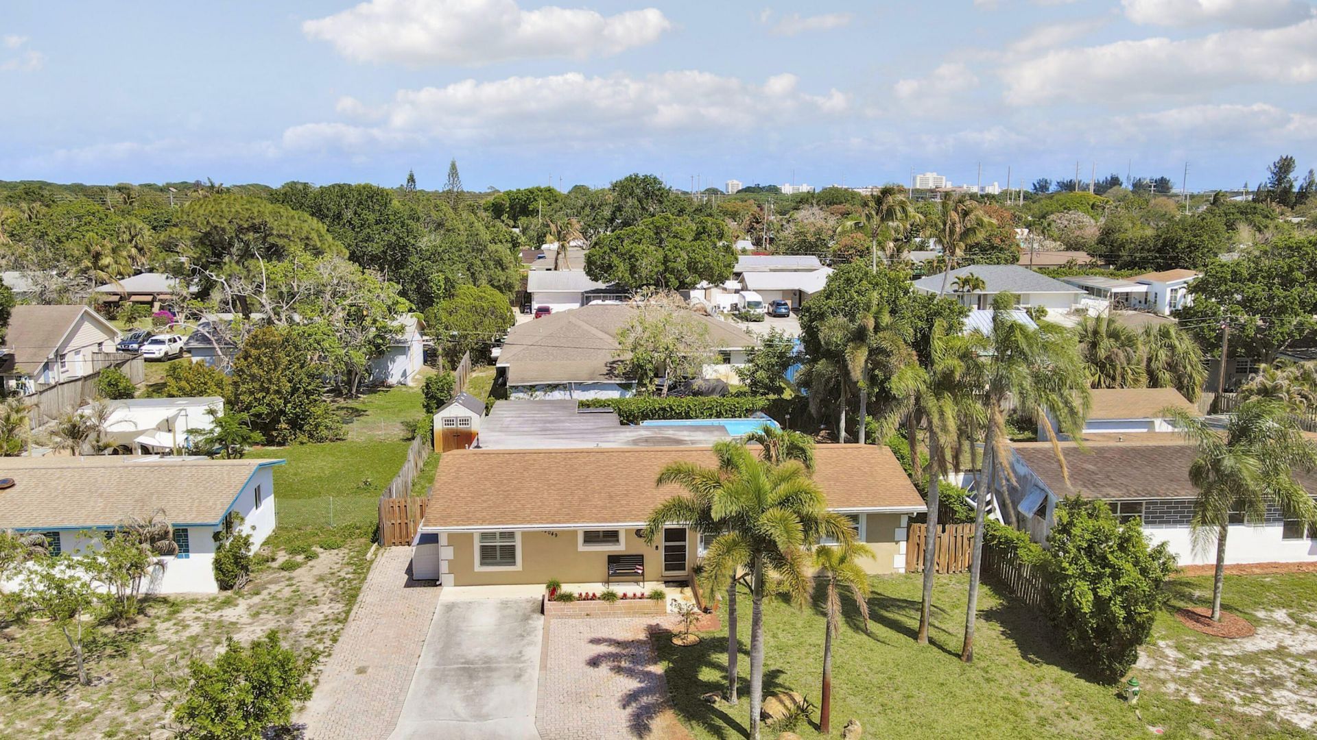 19049 SE Robert Drive, Jupiter, FL 33469 Photo