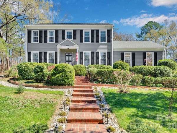421 Sardis Lane , Charlotte, NC 28270