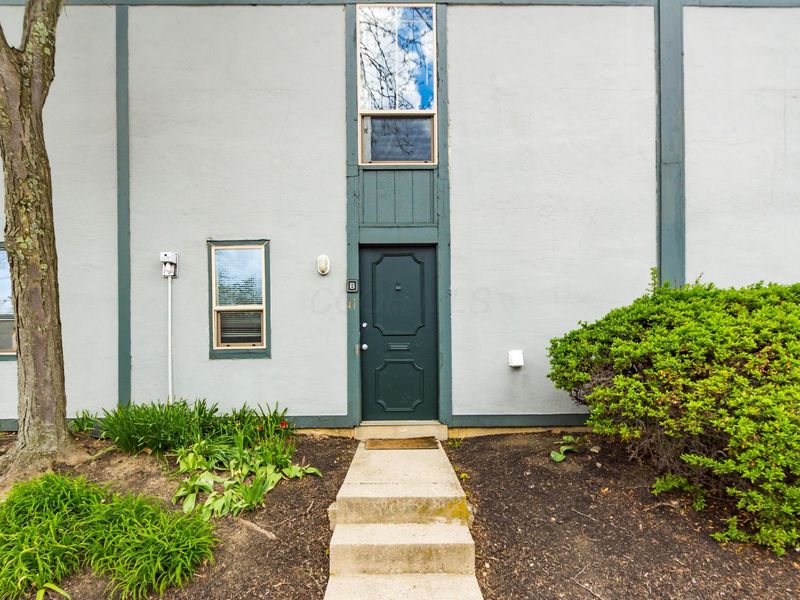 1030 Galliton Court, Unit B, Columbus, OH 43220 Photo 1