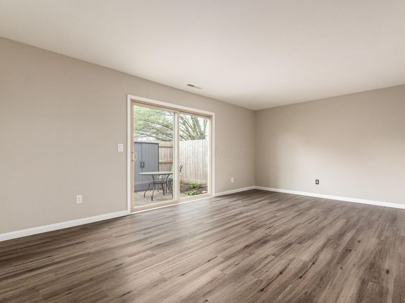 1030 Galliton Court, Unit B, Columbus, OH 43220 Photo 13