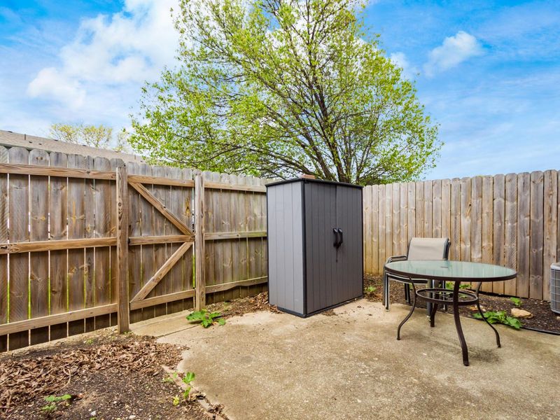 1030 Galliton Court, Unit B, Columbus, OH 43220 Photo 28