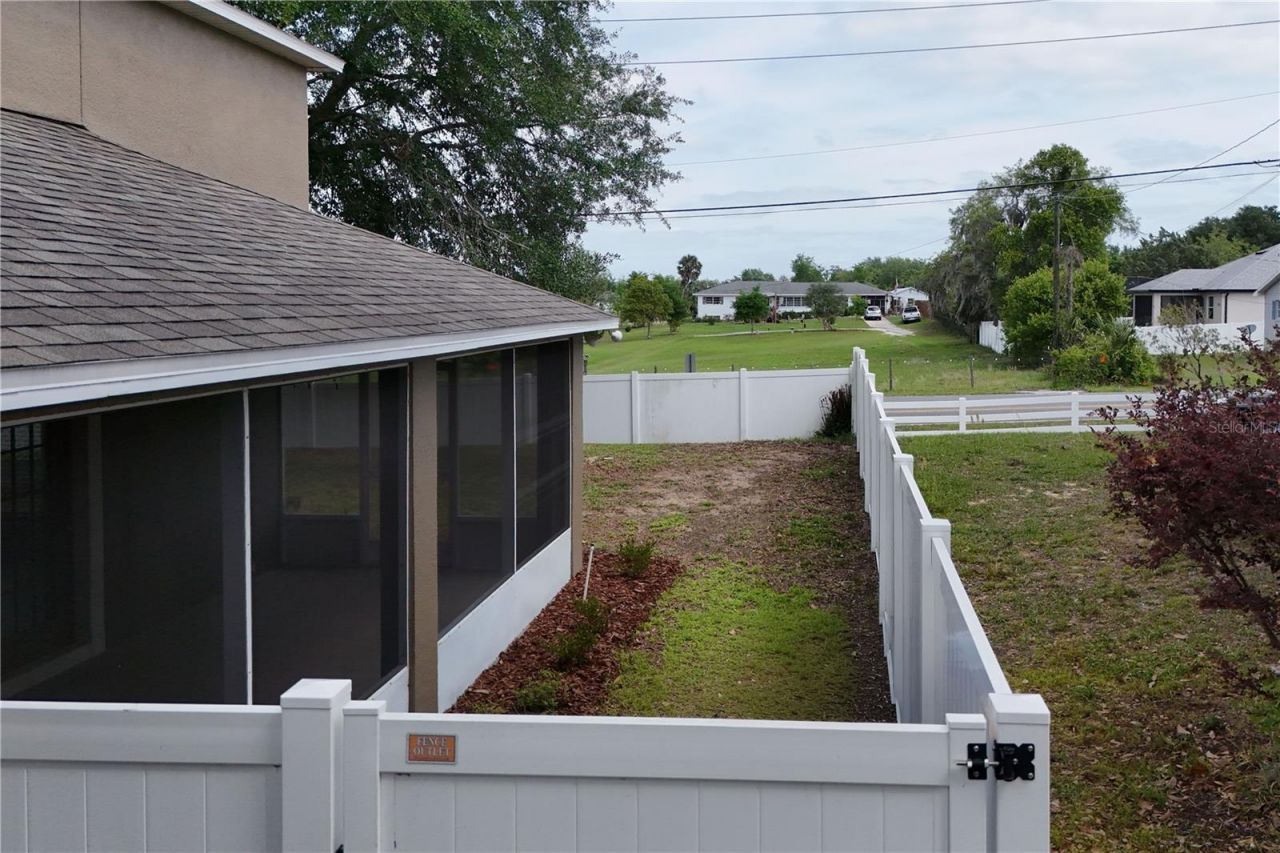 2209 Jennah Circle, Eustis, FL 32726 Photo