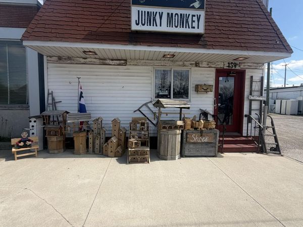 159 N Wilhelm Street , Holgate, OH 43527