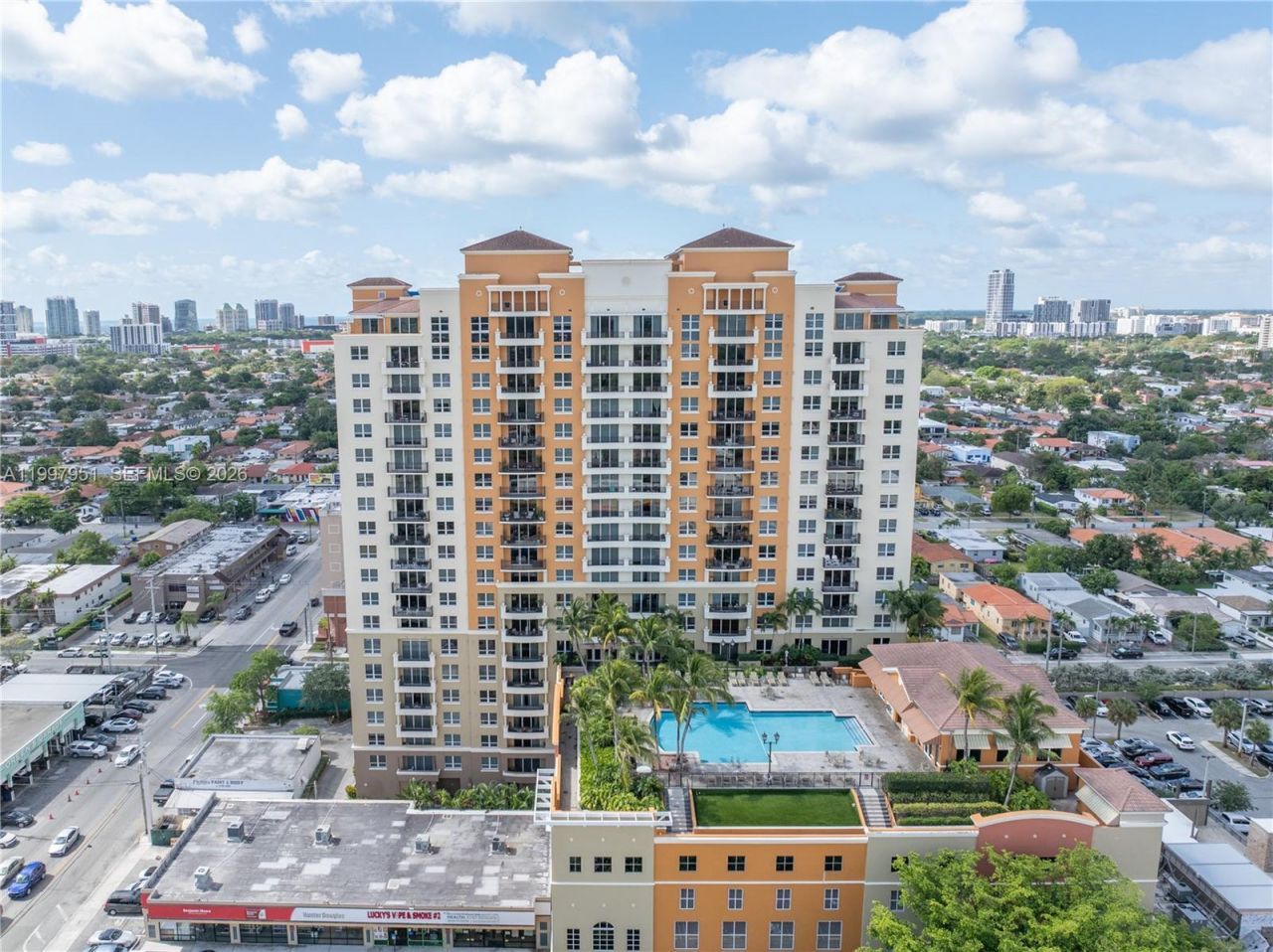 3232 SW 22nd Ter, Unit 607, Miami, FL 33145 Photo