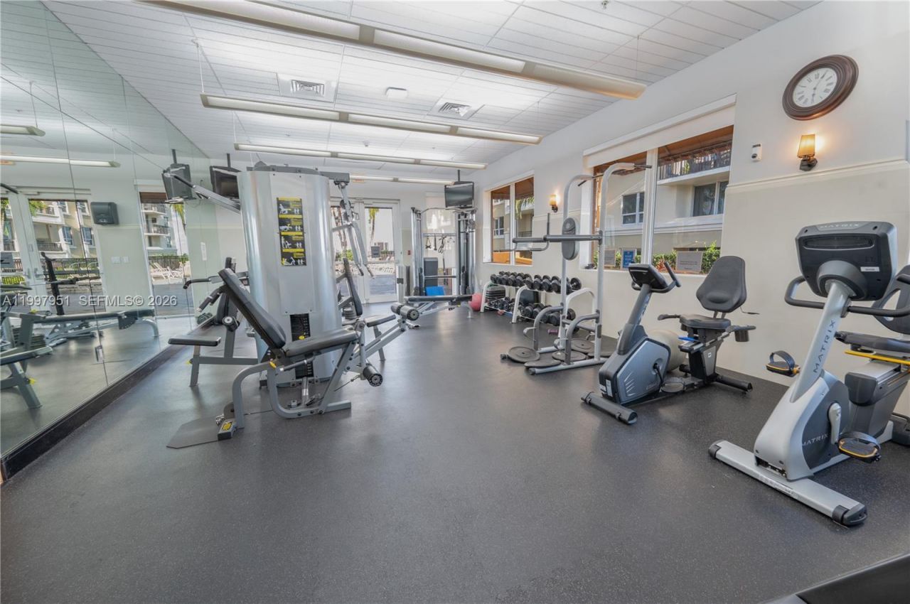 3232 SW 22nd Ter, Unit 607, Miami, FL 33145 Photo