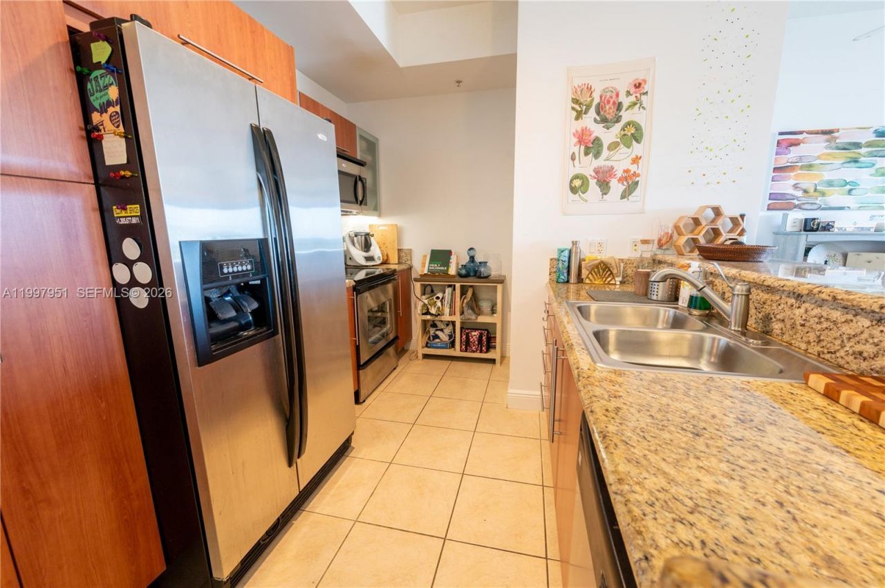 3232 SW 22nd Ter, Unit 607, Miami, FL 33145 Photo