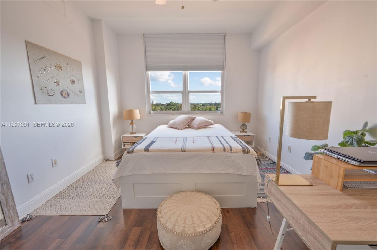 3232 SW 22nd Ter, Unit 607, Miami, FL 33145 Photo