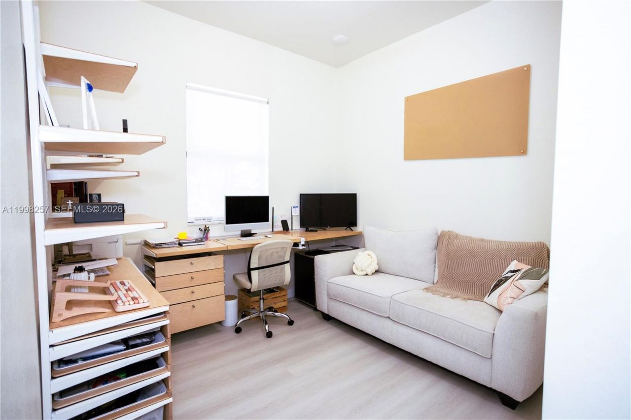 470 SE 34th Ter, Homestead, FL 33033 Photo