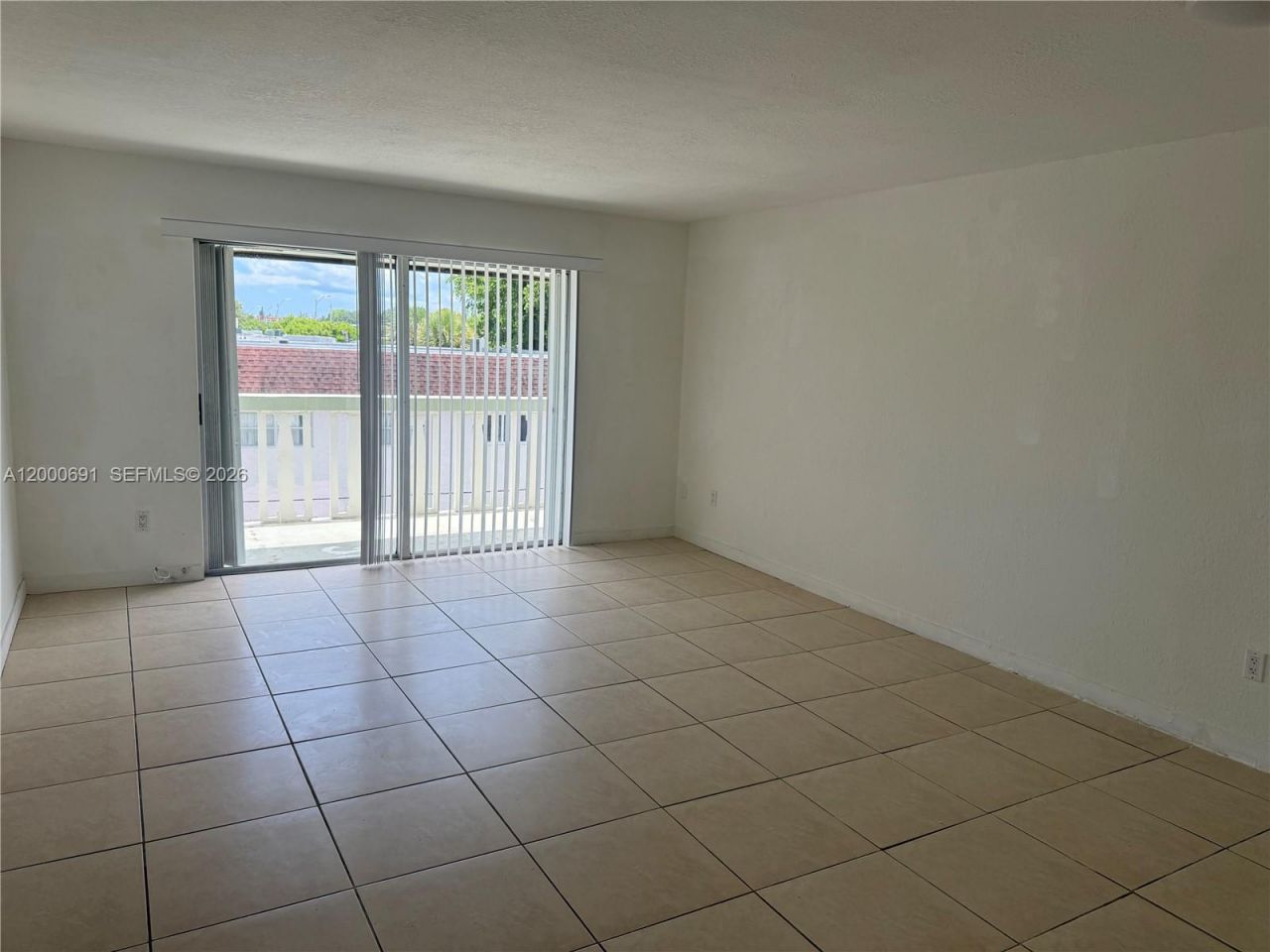 15201 NE 6th Ave, Unit C304, Miami, FL 33162 Photo